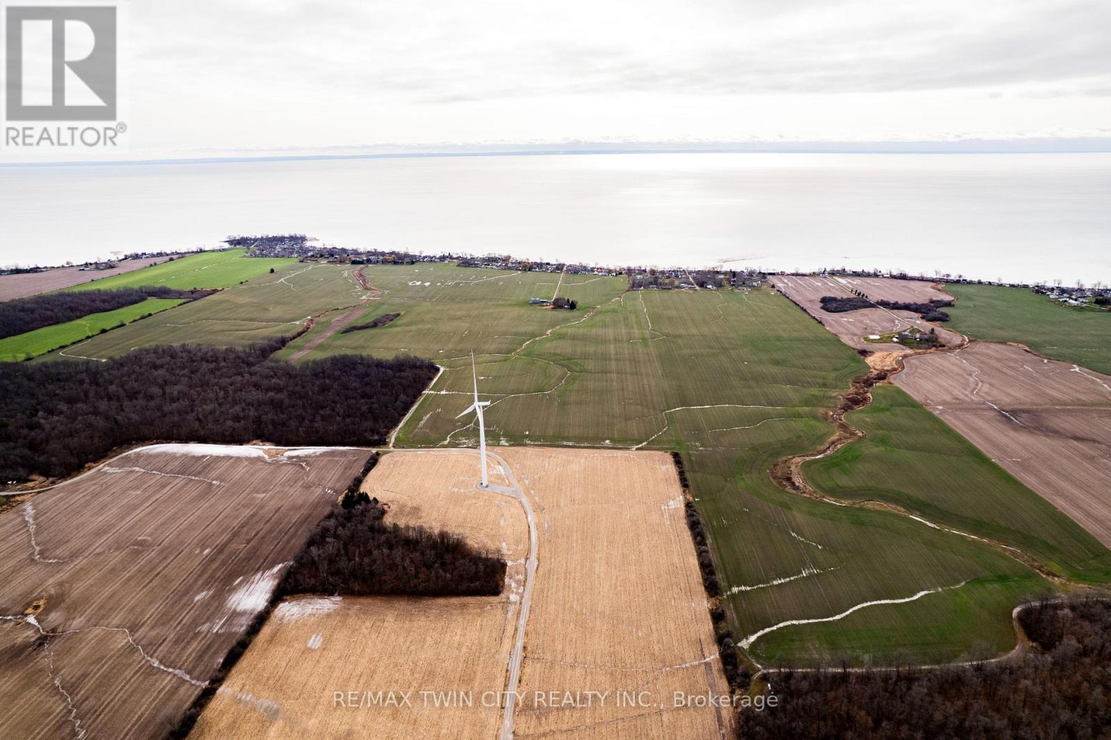 905 Lakeshore Road, Haldimand, Ontario  N0A 1P0 - Photo 15 - X12605840