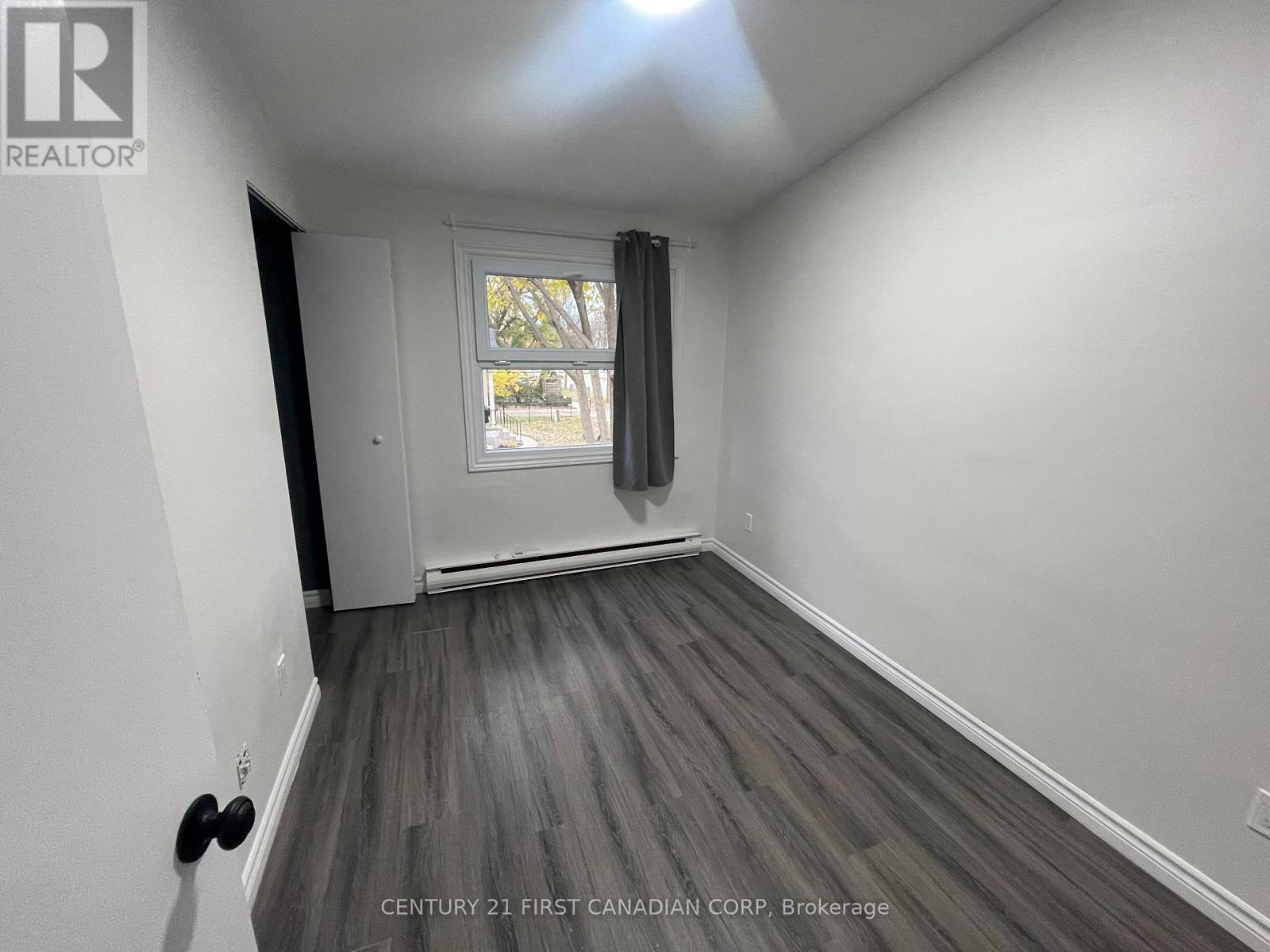 1 - 292 Simcoe Street, London East, Ontario  N6B 1J5 - Photo 10 - X12605898