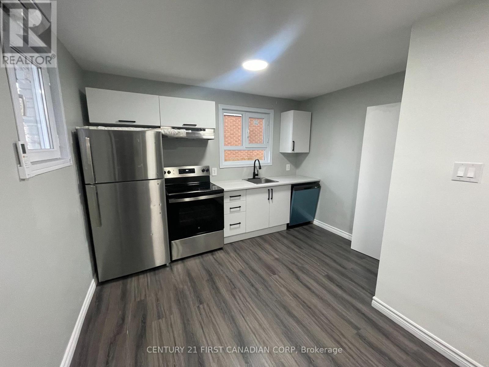 1 - 292 Simcoe Street, London East, Ontario  N6B 1J5 - Photo 4 - X12605898