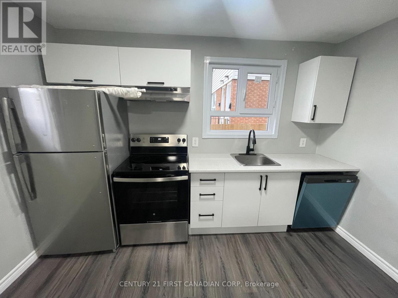 1 - 292 Simcoe Street, London East, Ontario  N6B 1J5 - Photo 5 - X12605898