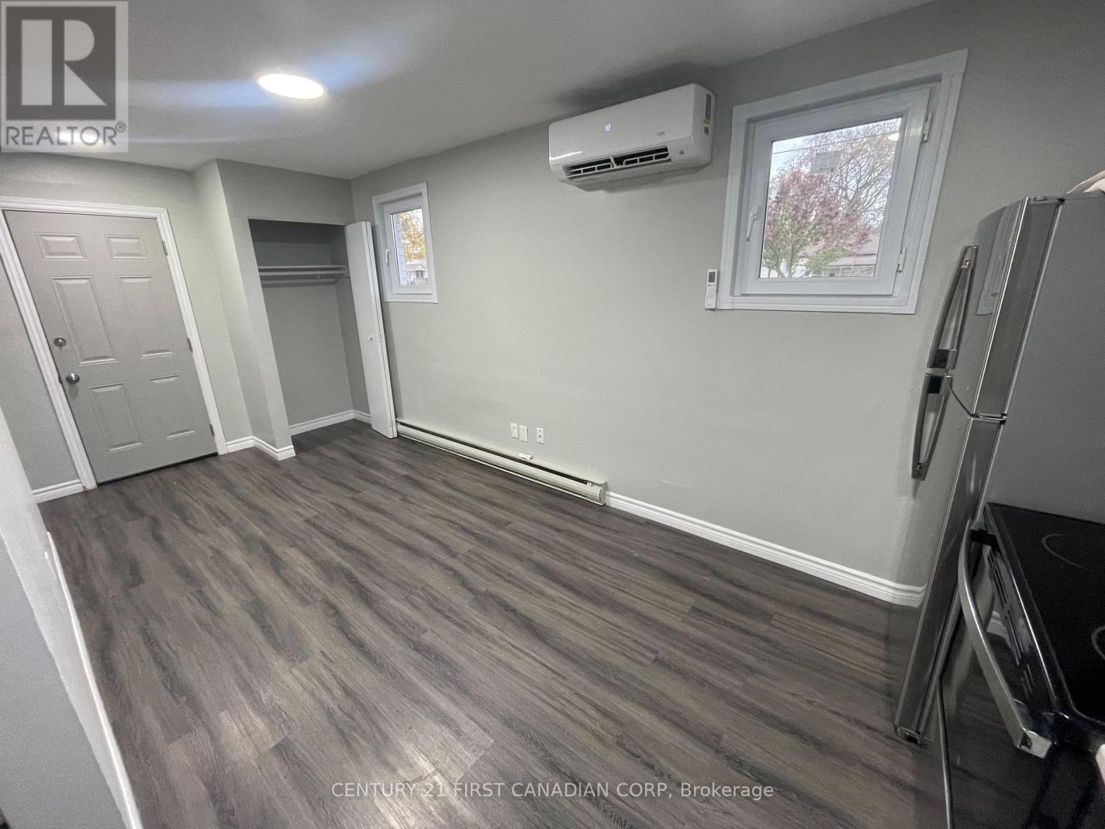 1 - 292 Simcoe Street, London East, Ontario  N6B 1J5 - Photo 6 - X12605898