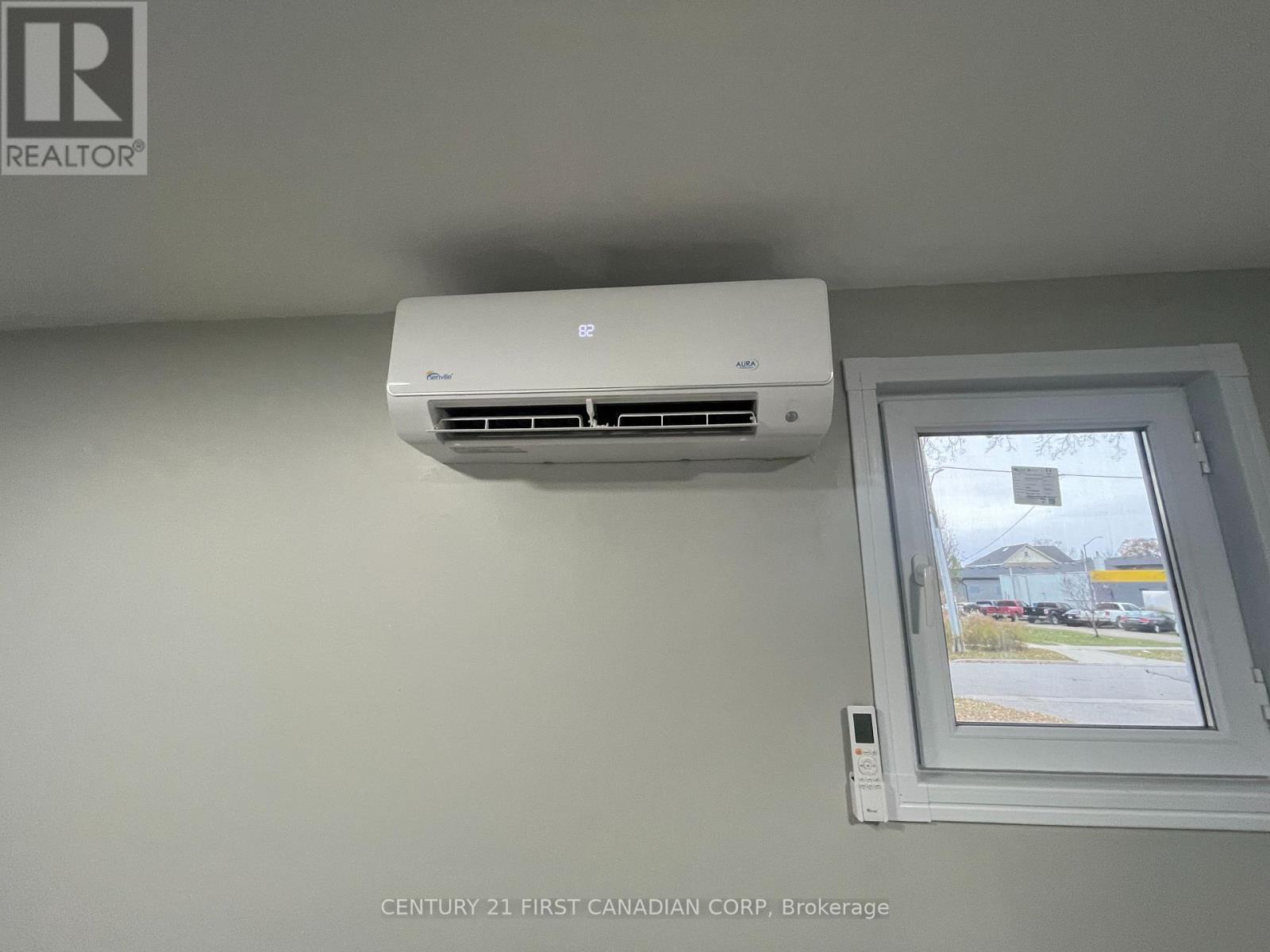 1 - 292 Simcoe Street, London East, Ontario  N6B 1J5 - Photo 7 - X12605898