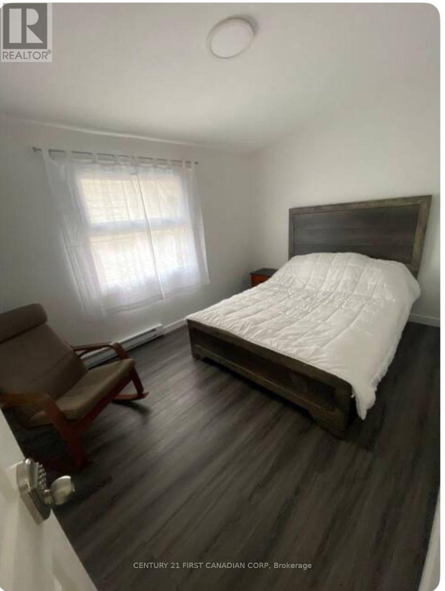 2 - 292 Simcoe Street, London East, Ontario  N6B 1J5 - Photo 3 - X12605900