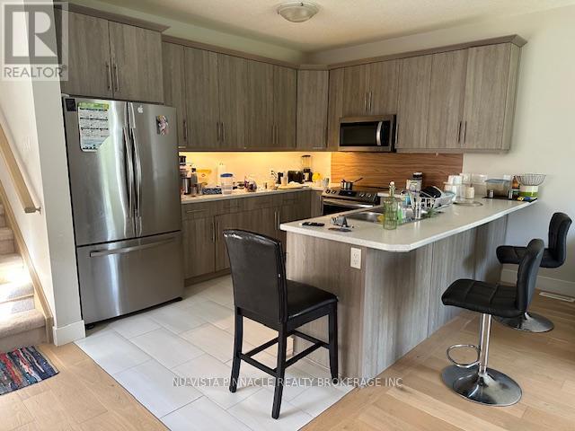 2052 Evans Boulevard, London South, Ontario  N6M 0J7 - Photo 6 - X12605960