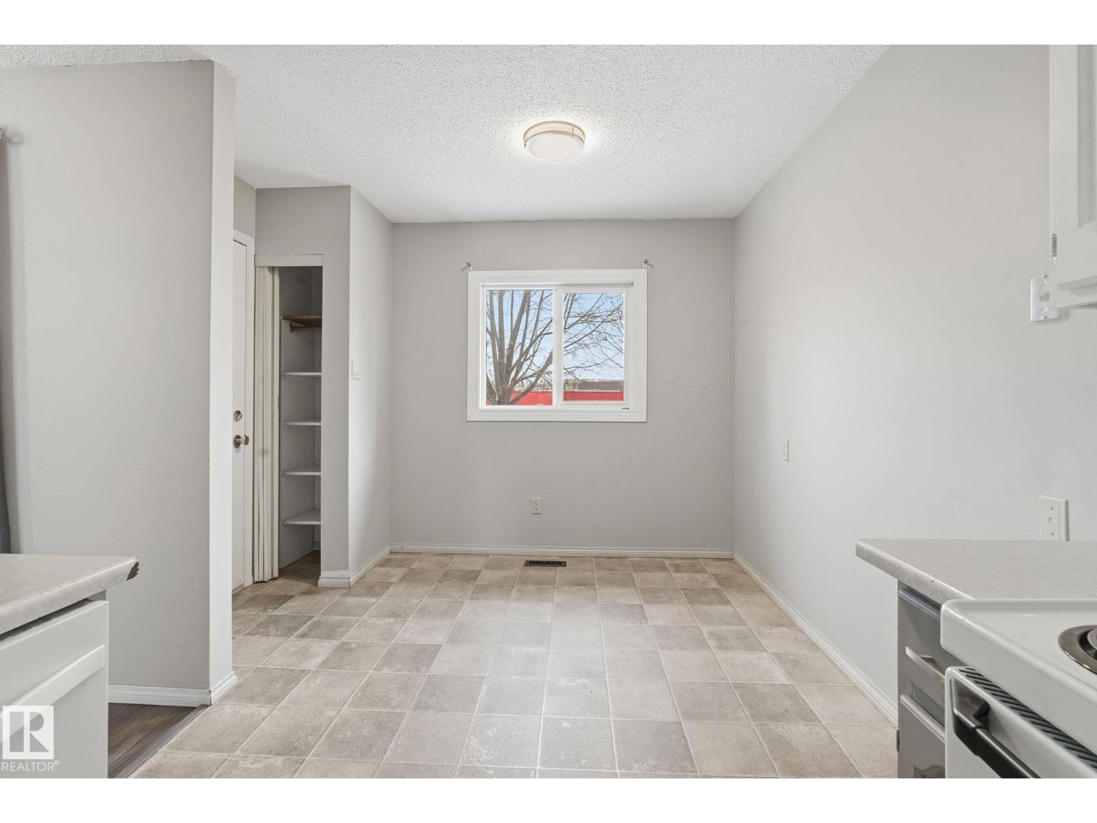 #1 2020 105 St Nw, Edmonton, Alberta  T6J 5J2 - Photo 13 - E4467557