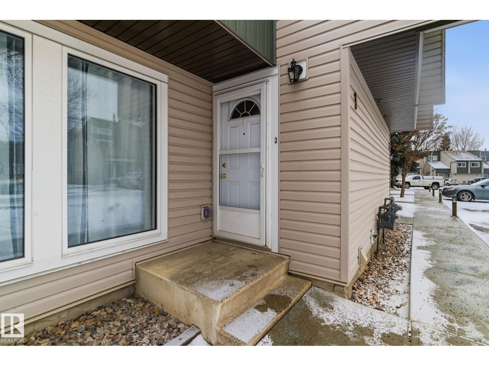 #1 2020 105 St Nw, Edmonton, Alberta  T6J 5J2 - Photo 39 - E4467557