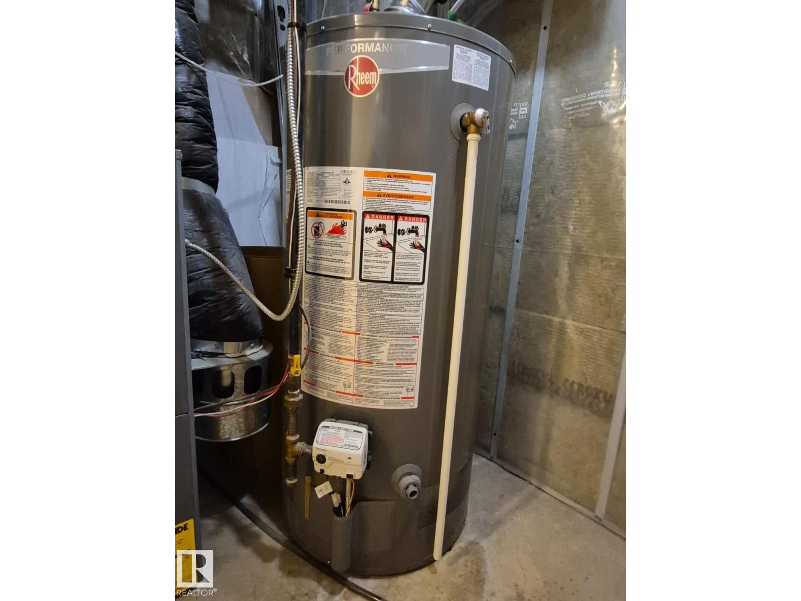 8361 Shaske Cr Nw, Edmonton, Alberta  T6R 0B4 - Photo 33 - E4467558