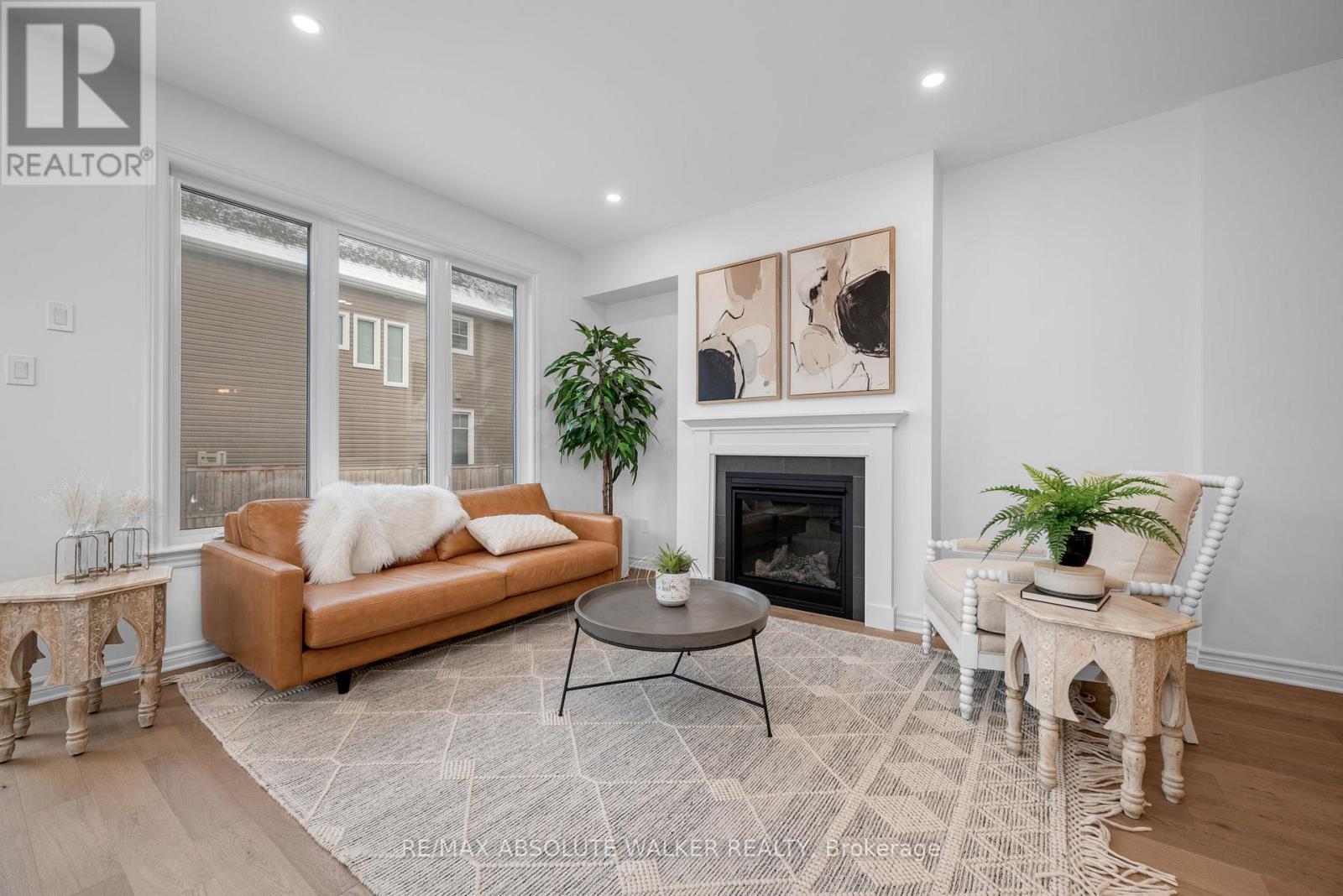 154 Kerala Place, Ottawa, Ontario  K1T 0Z3 - Photo 11 - X12605892