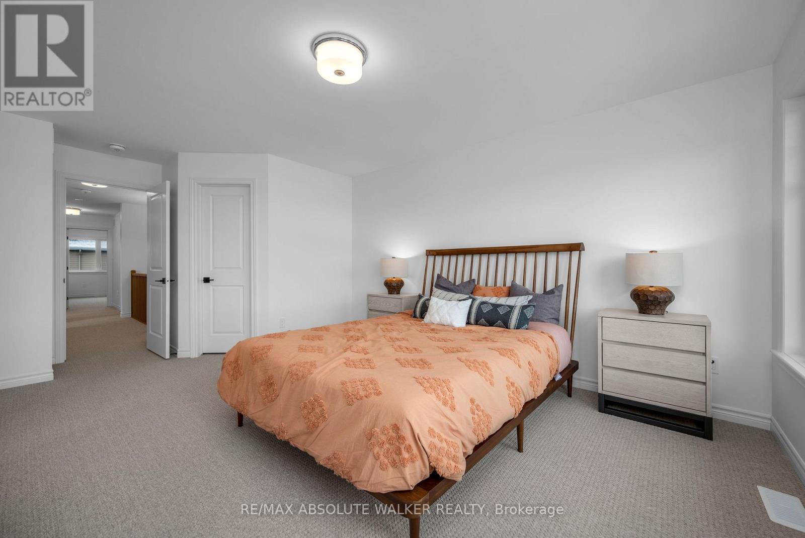 154 Kerala Place, Ottawa, Ontario  K1T 0Z3 - Photo 24 - X12605892