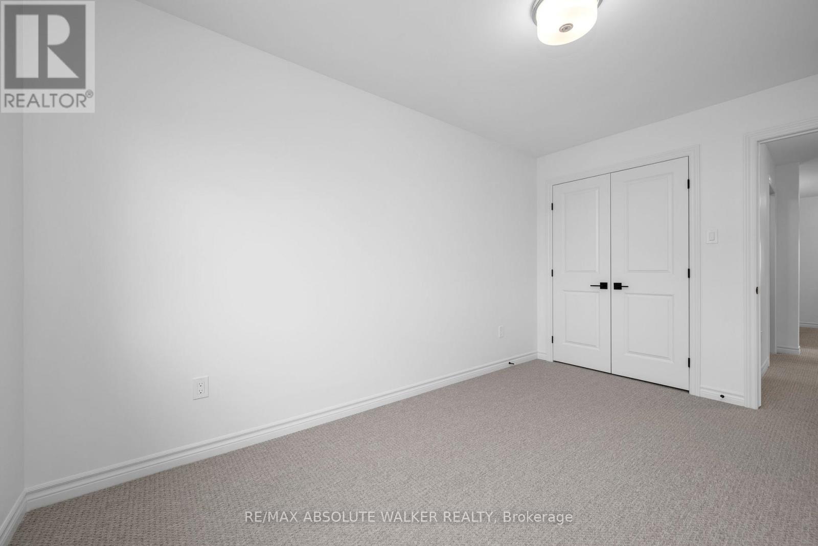 154 Kerala Place, Ottawa, Ontario  K1T 0Z3 - Photo 33 - X12605892