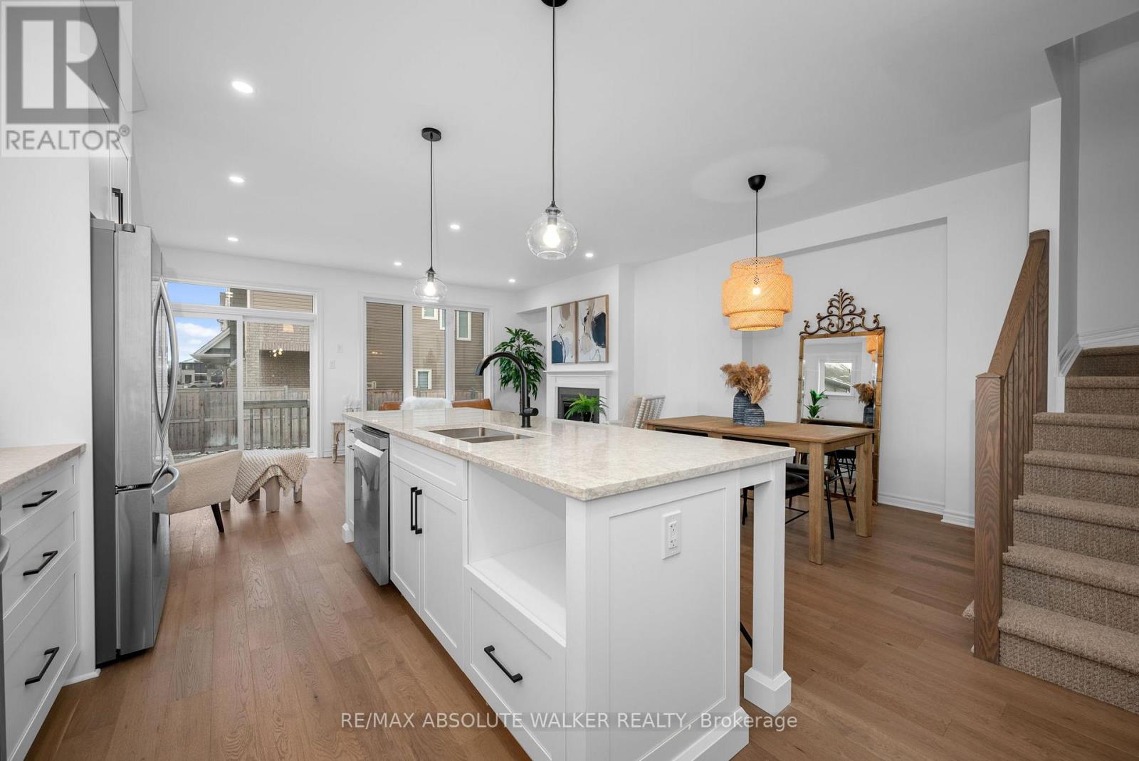 154 Kerala Place, Ottawa, Ontario  K1T 0Z3 - Photo 9 - X12605892