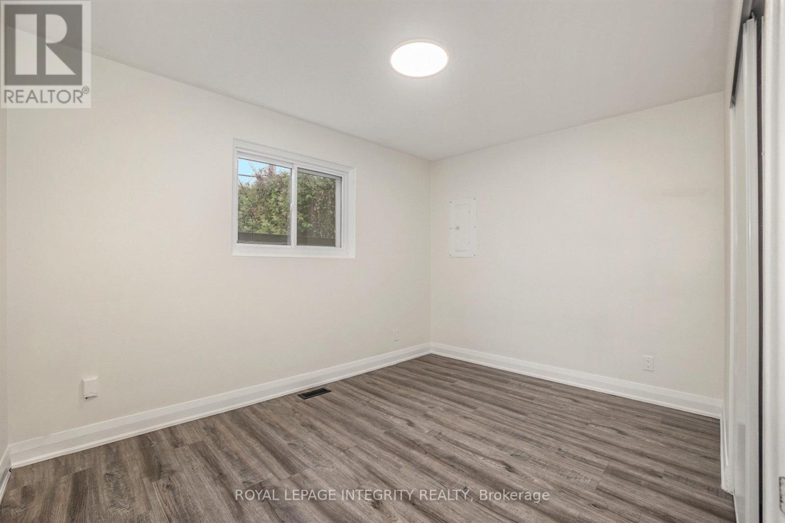 2321 Kay Street, Ottawa, Ontario  K2C 1J6 - Photo 15 - X12605916