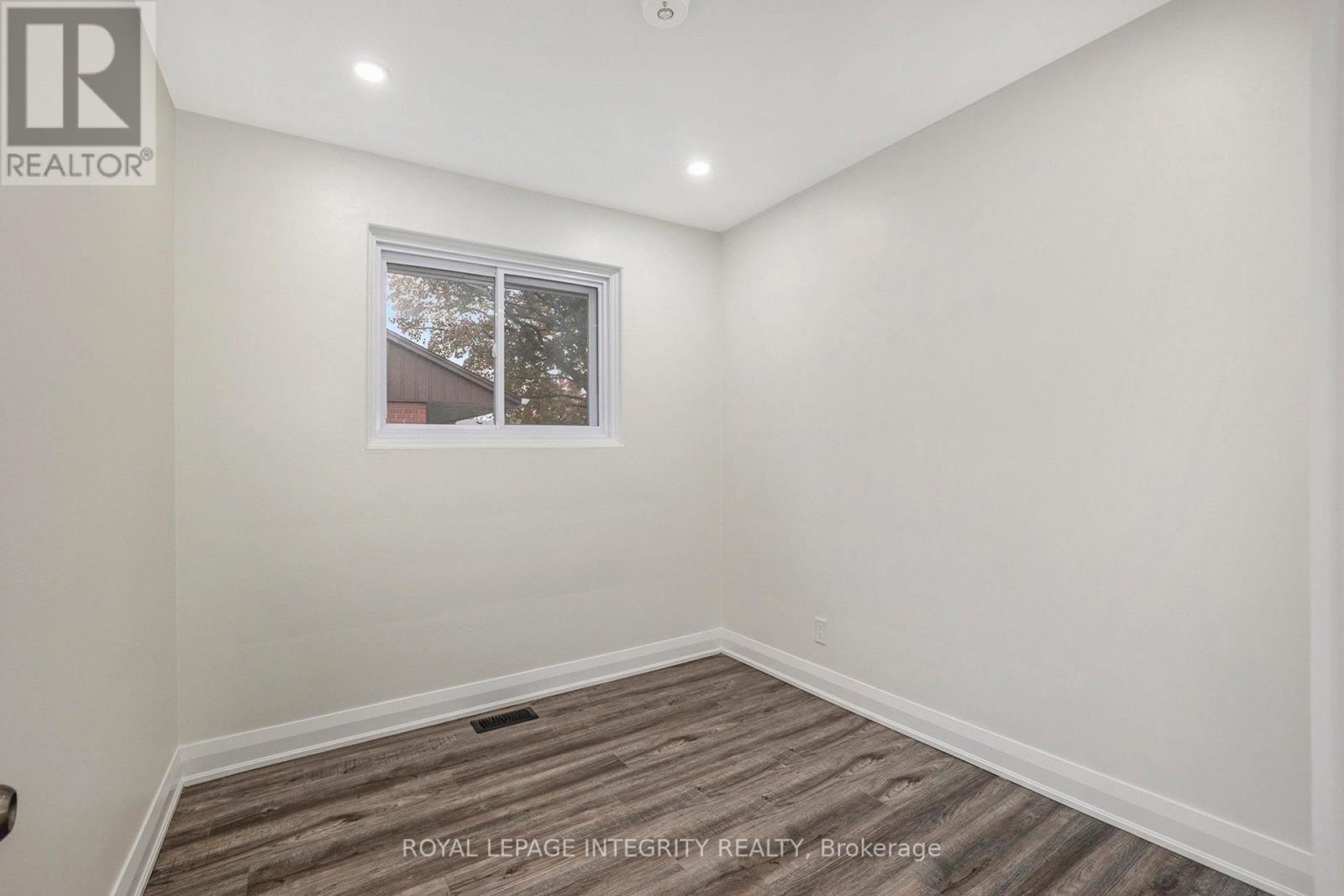 2321 Kay Street, Ottawa, Ontario  K2C 1J6 - Photo 17 - X12605916