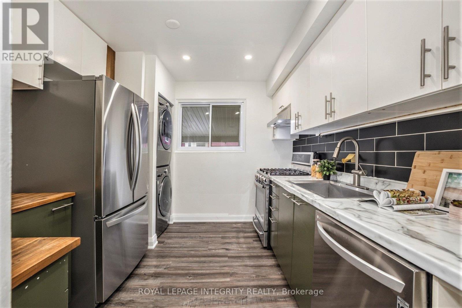 2321 Kay Street, Ottawa, Ontario  K2C 1J6 - Photo 9 - X12605916