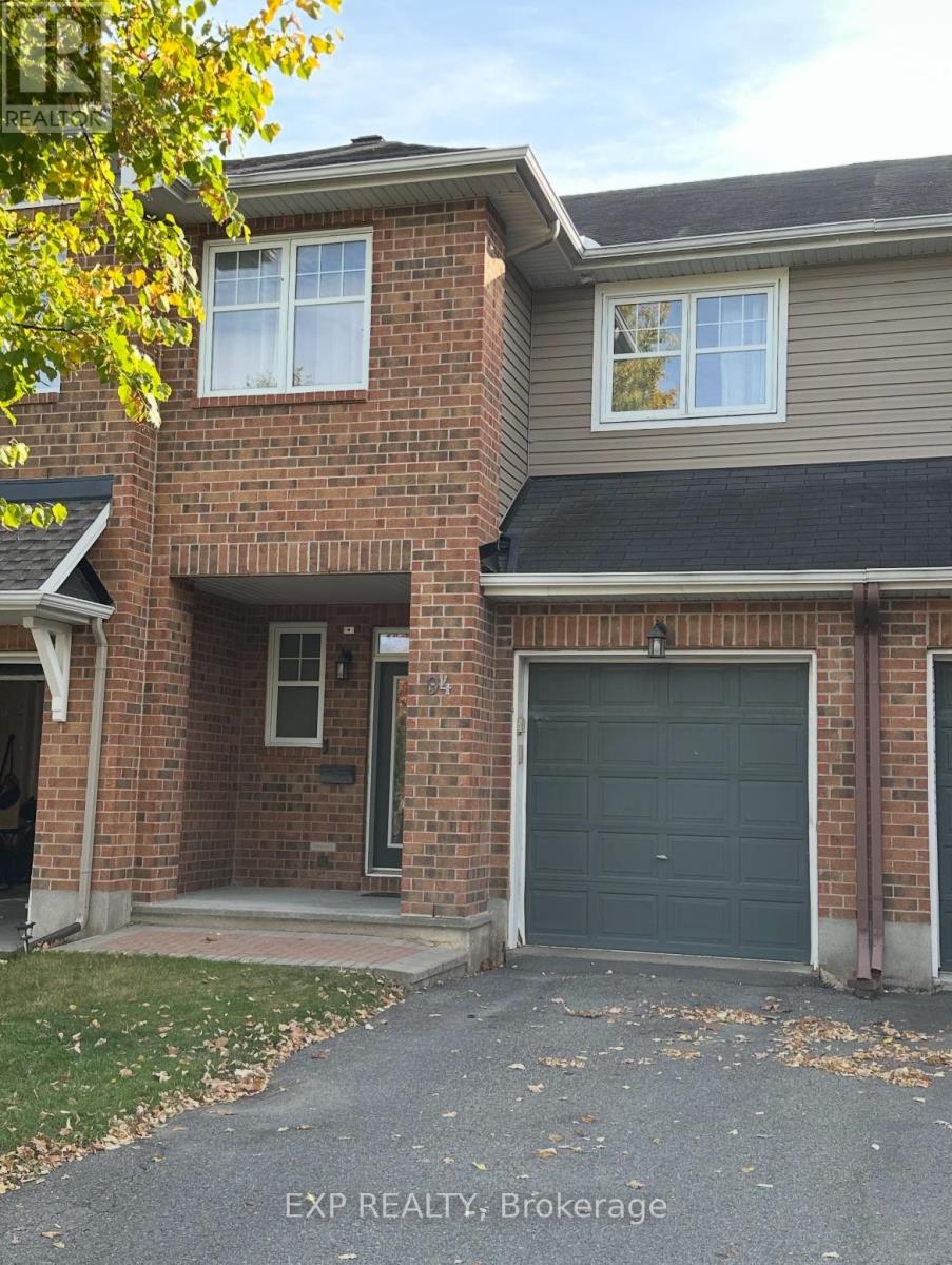 94 SELHURST AVENUE, Ottawa, Ontario