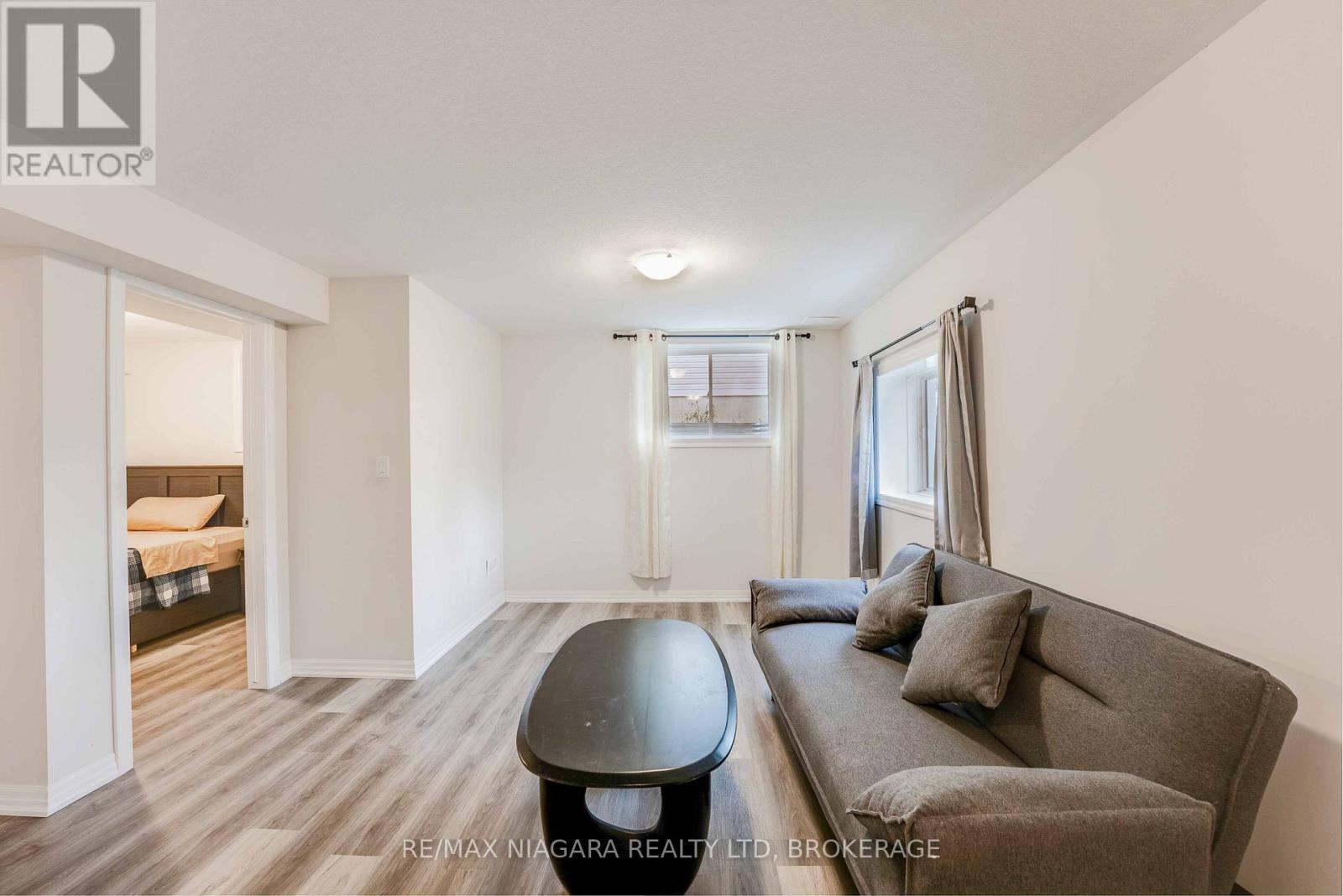 Lower - 90 Hillcrest Road, Port Colborne (Main Street), Ontario  L3K 6E4 - Photo 12 - X12606042