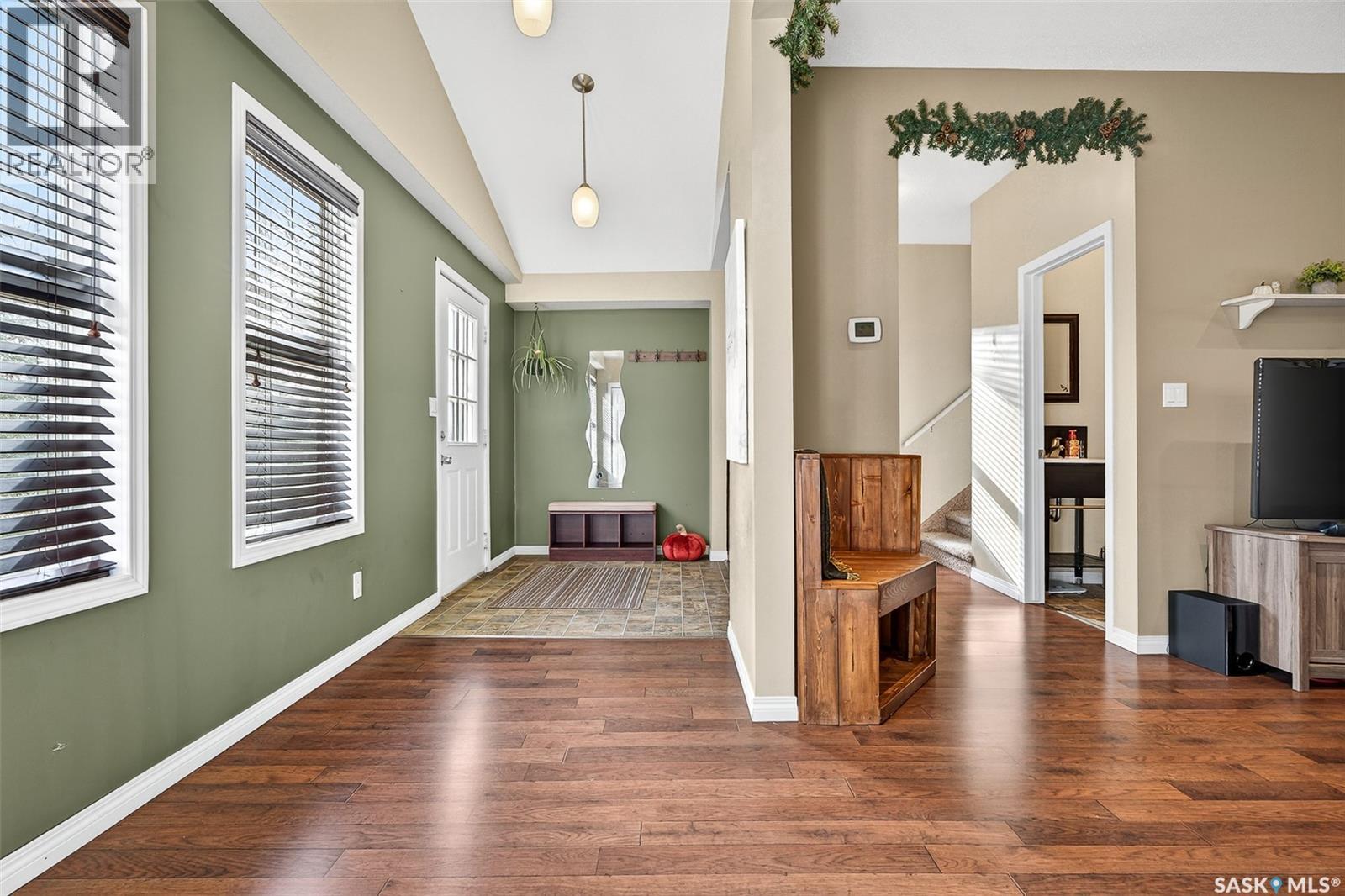 426 Moose Square, Moose Jaw, Saskatchewan  S6H 4B1 - Photo 6 - SK021768