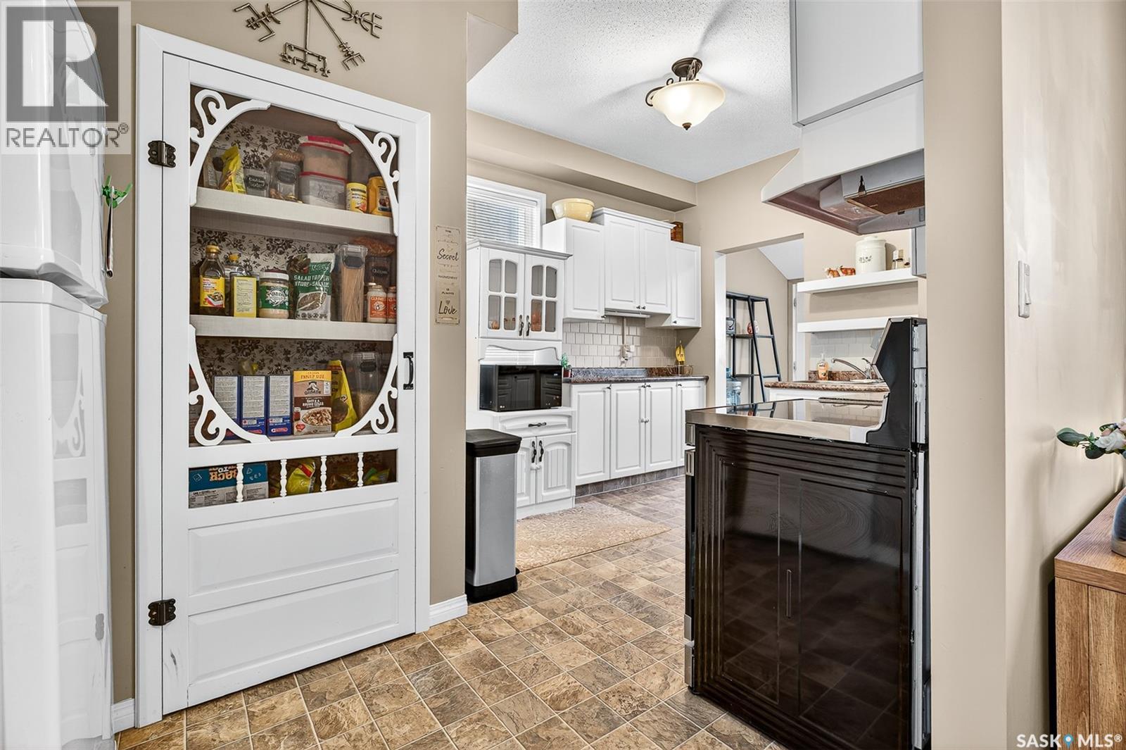 426 Moose Square, Moose Jaw, Saskatchewan  S6H 4B1 - Photo 13 - SK021768