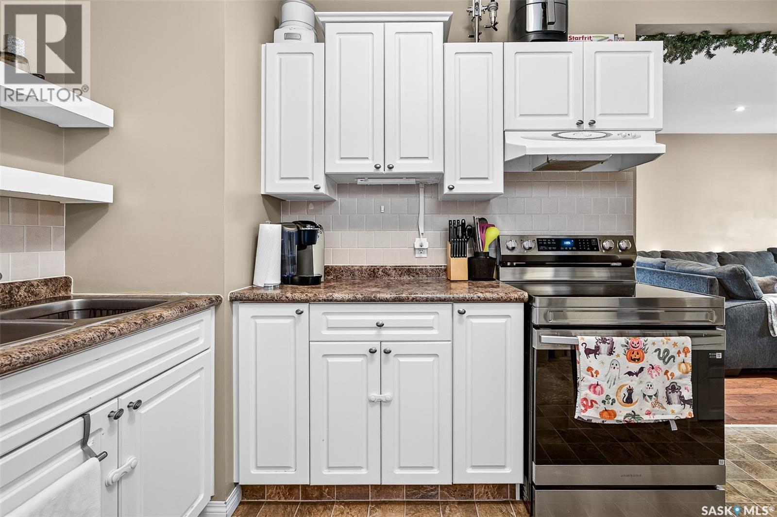 426 Moose Square, Moose Jaw, Saskatchewan  S6H 4B1 - Photo 16 - SK021768