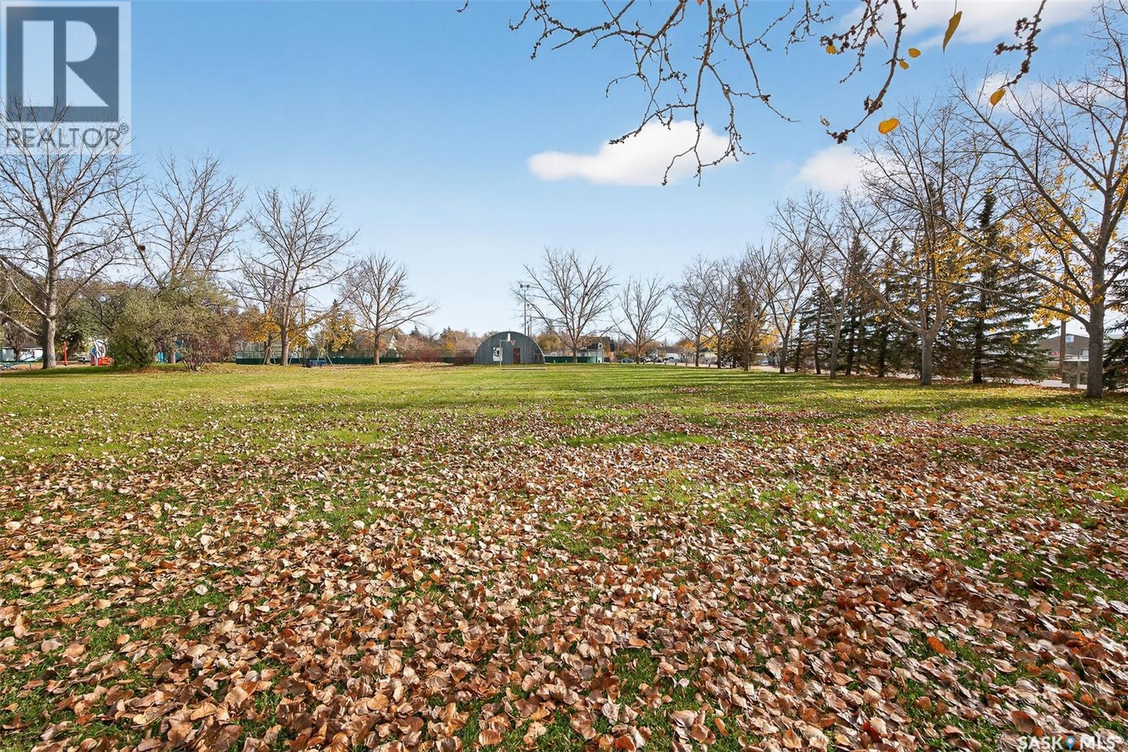 426 Moose Square, Moose Jaw, Saskatchewan  S6H 4B1 - Photo 4 - SK021768