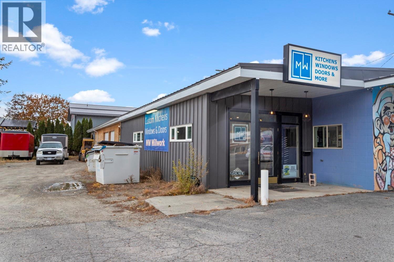 1335 Northwest Boulevard, Creston, British Columbia  V0B 1G6 - Photo 2 - 10366856