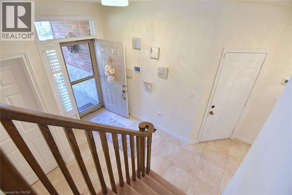 12 Degrow Crescent, Binbrook, Ontario  L0R 1C0 - Photo 5 - 40772155