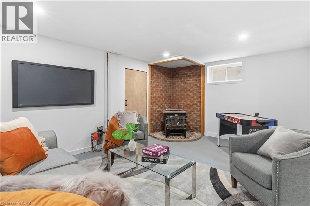 9 Mckay Road, Hamilton, Ontario  L9H 1H6 - Photo 22 - 40781235