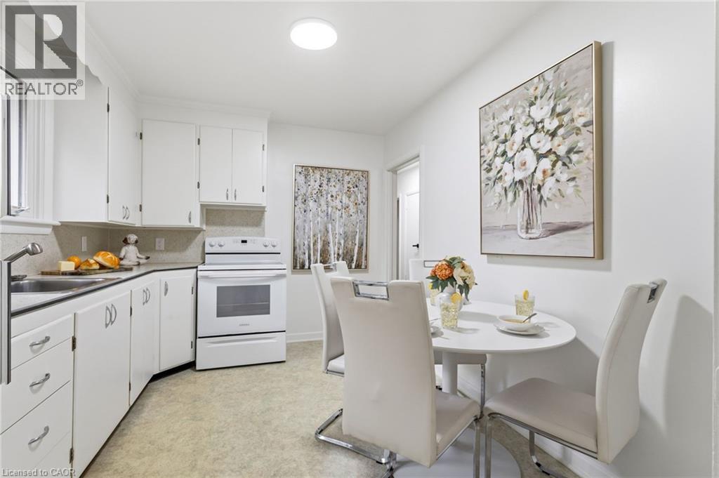 9 Mckay Road, Hamilton, Ontario  L9H 1H6 - Photo 8 - 40781235