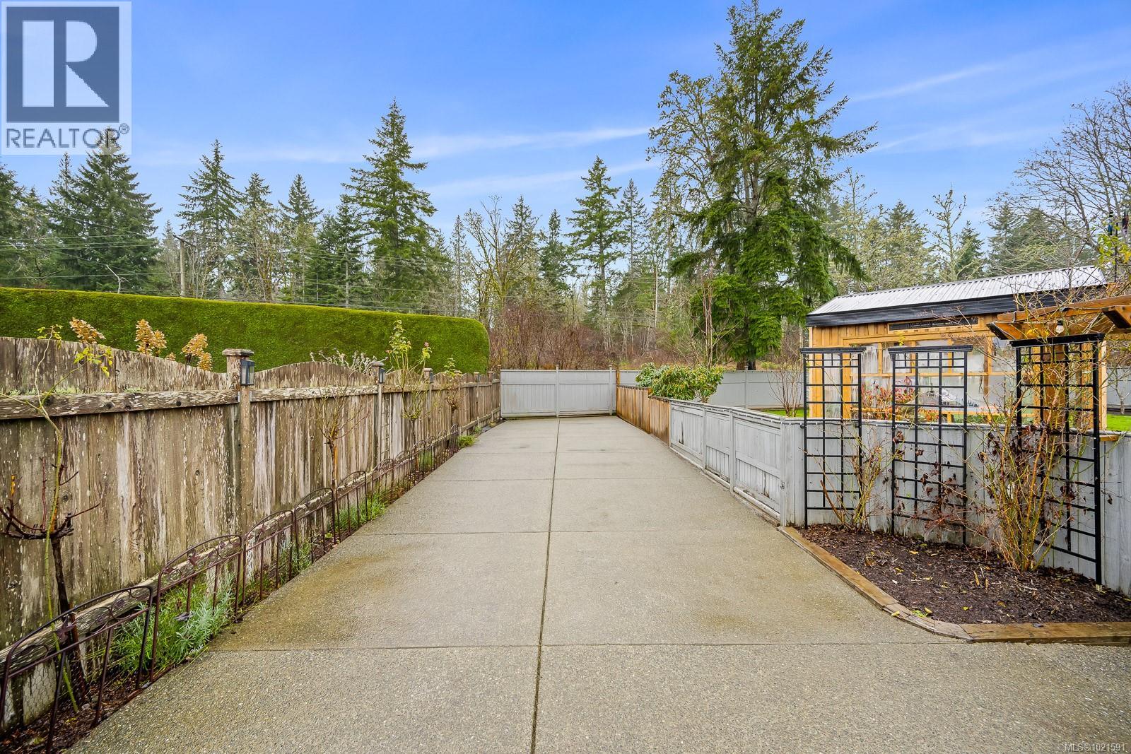 4675 Montrose Dr, Courtenay, British Columbia  V9N 9S8 - Photo 12 - 1021591