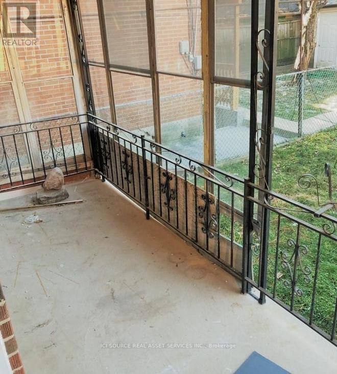 1 - 148 Brunswick Avenue, Toronto (University), Ontario  M5S 2M2 - Photo 9 - C12605914