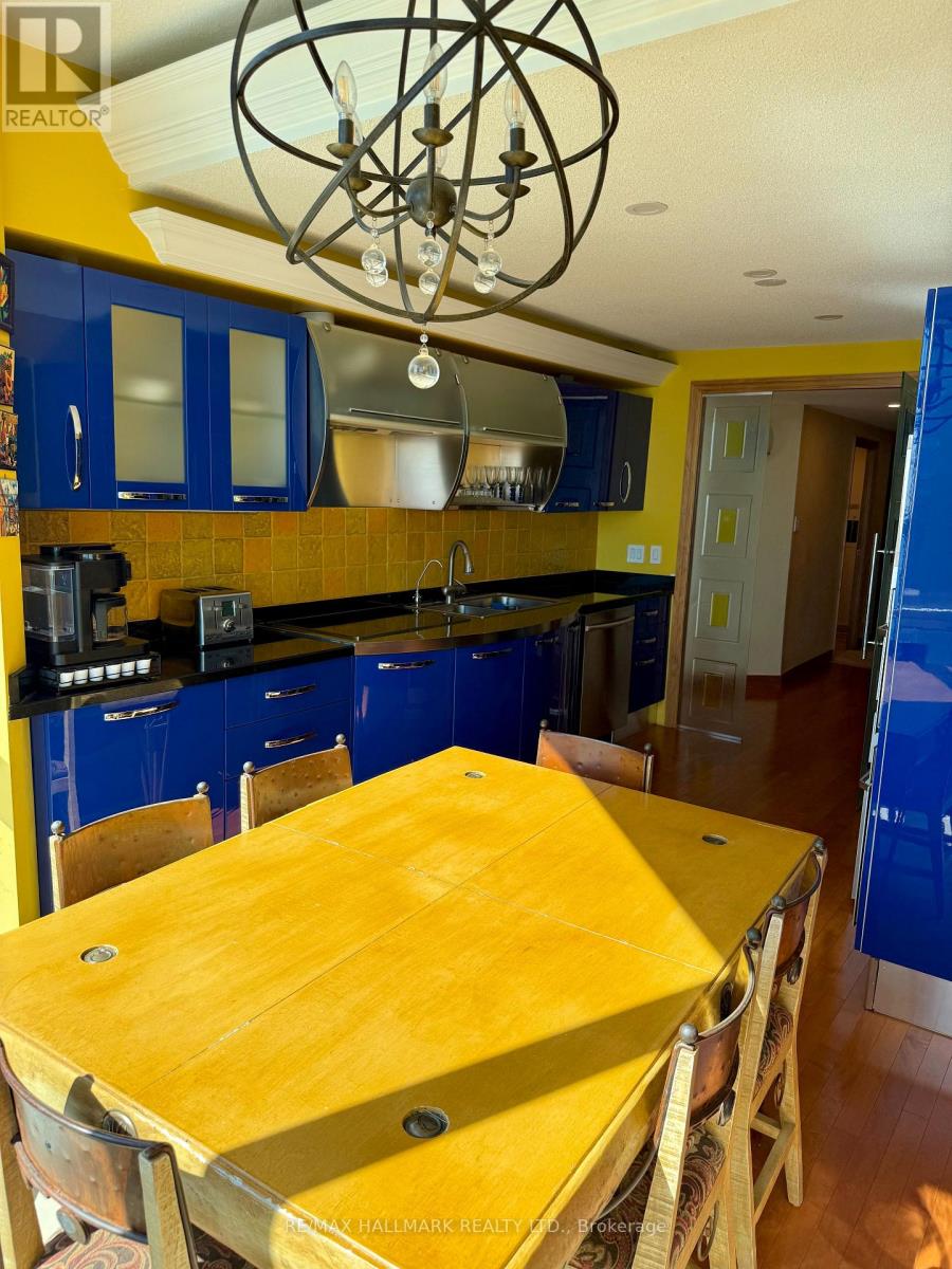 Ph11 - 10 Queens Quay W, Toronto, Ontario  M5J 2R9 - Photo 10 - C12605922