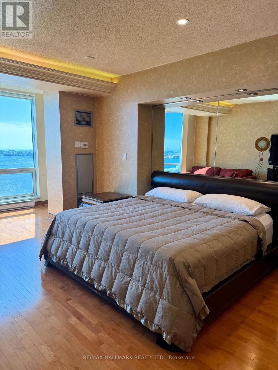 Ph11 - 10 Queens Quay W, Toronto, Ontario  M5J 2R9 - Photo 14 - C12605922