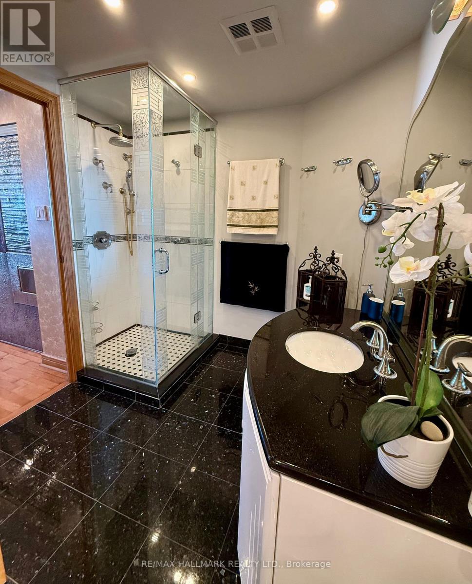 Ph11 - 10 Queens Quay W, Toronto, Ontario  M5J 2R9 - Photo 22 - C12605922