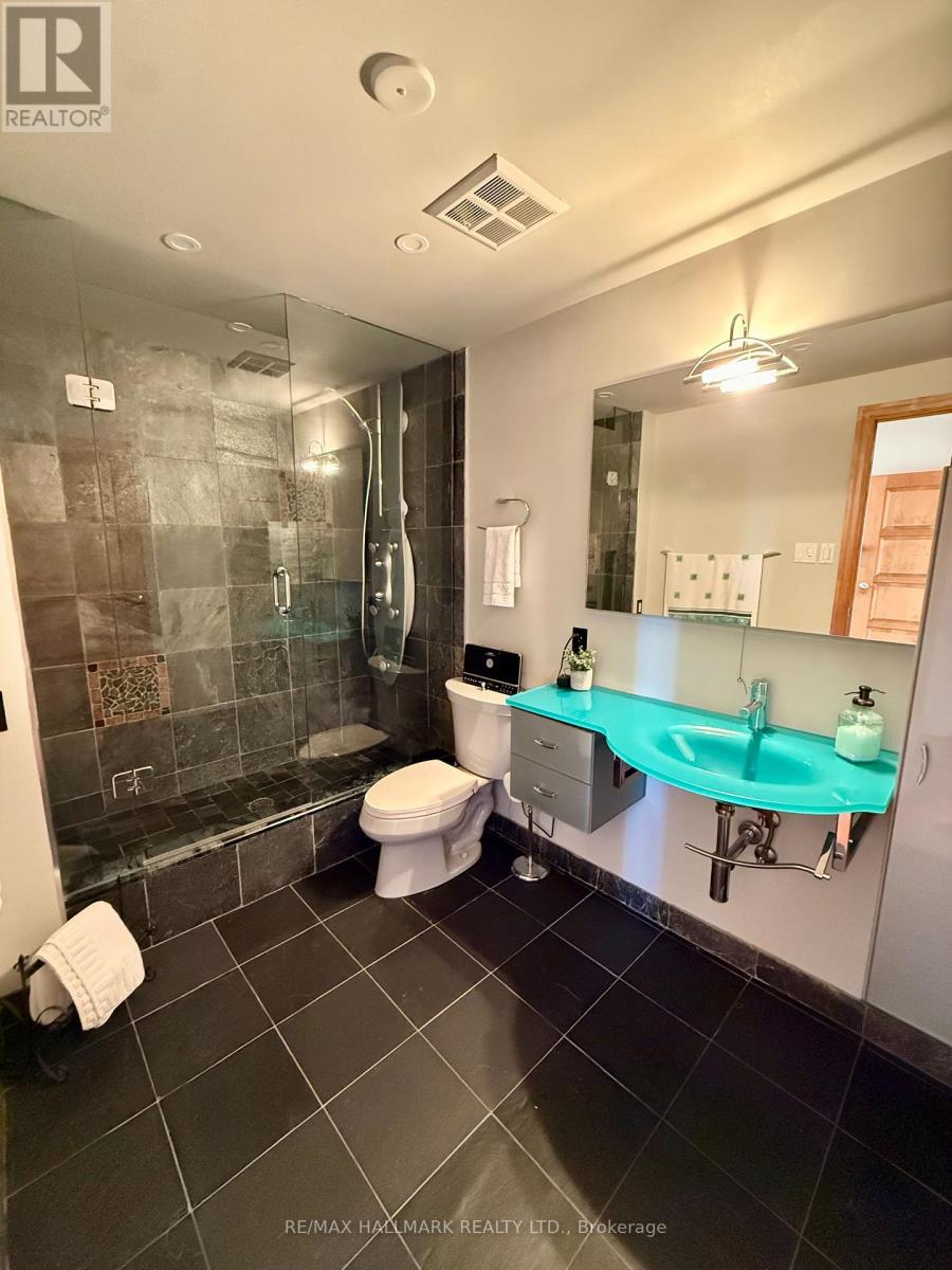 Ph11 - 10 Queens Quay W, Toronto, Ontario  M5J 2R9 - Photo 26 - C12605922