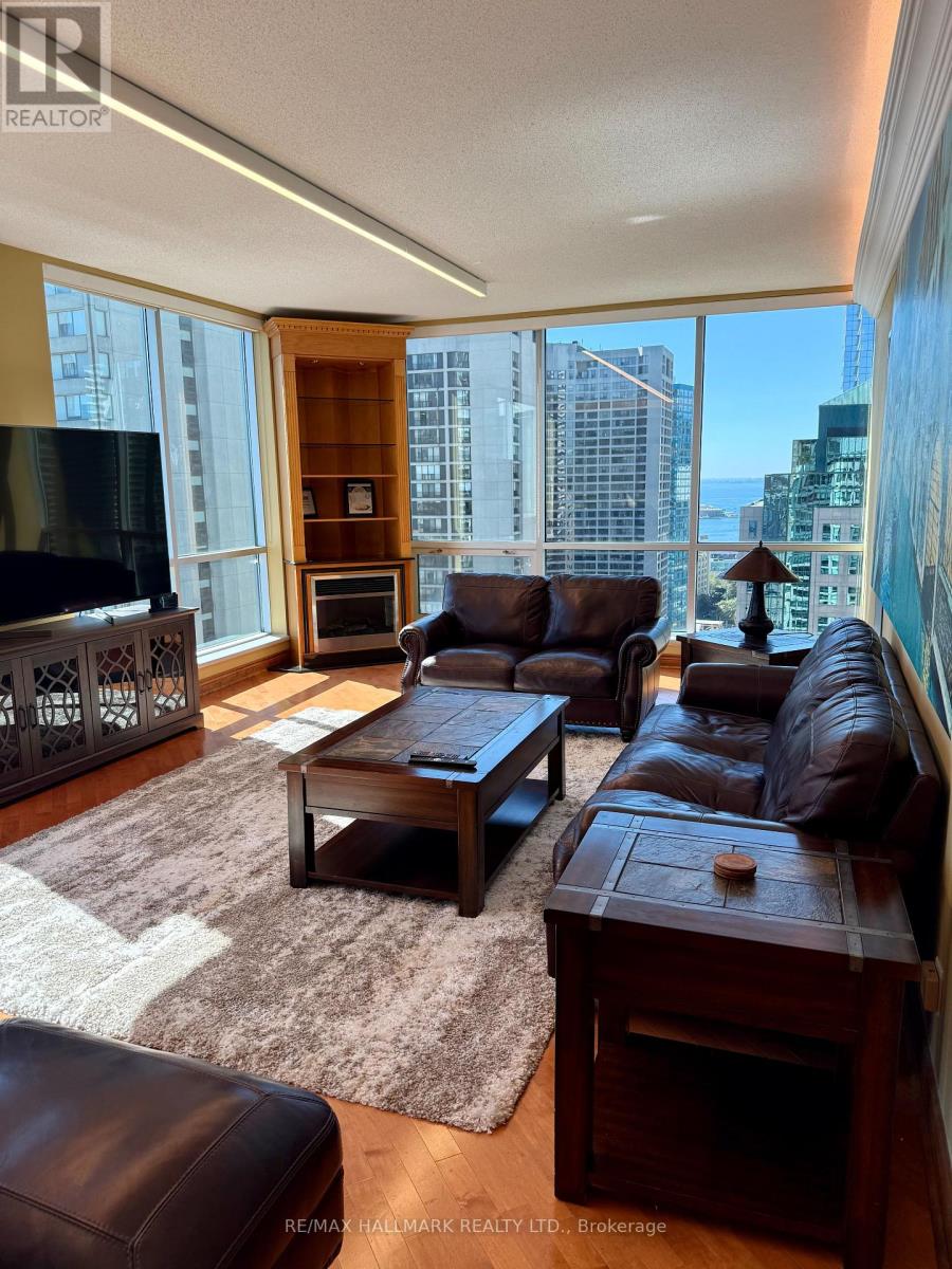 Ph11 - 10 Queens Quay W, Toronto, Ontario  M5J 2R9 - Photo 3 - C12605922