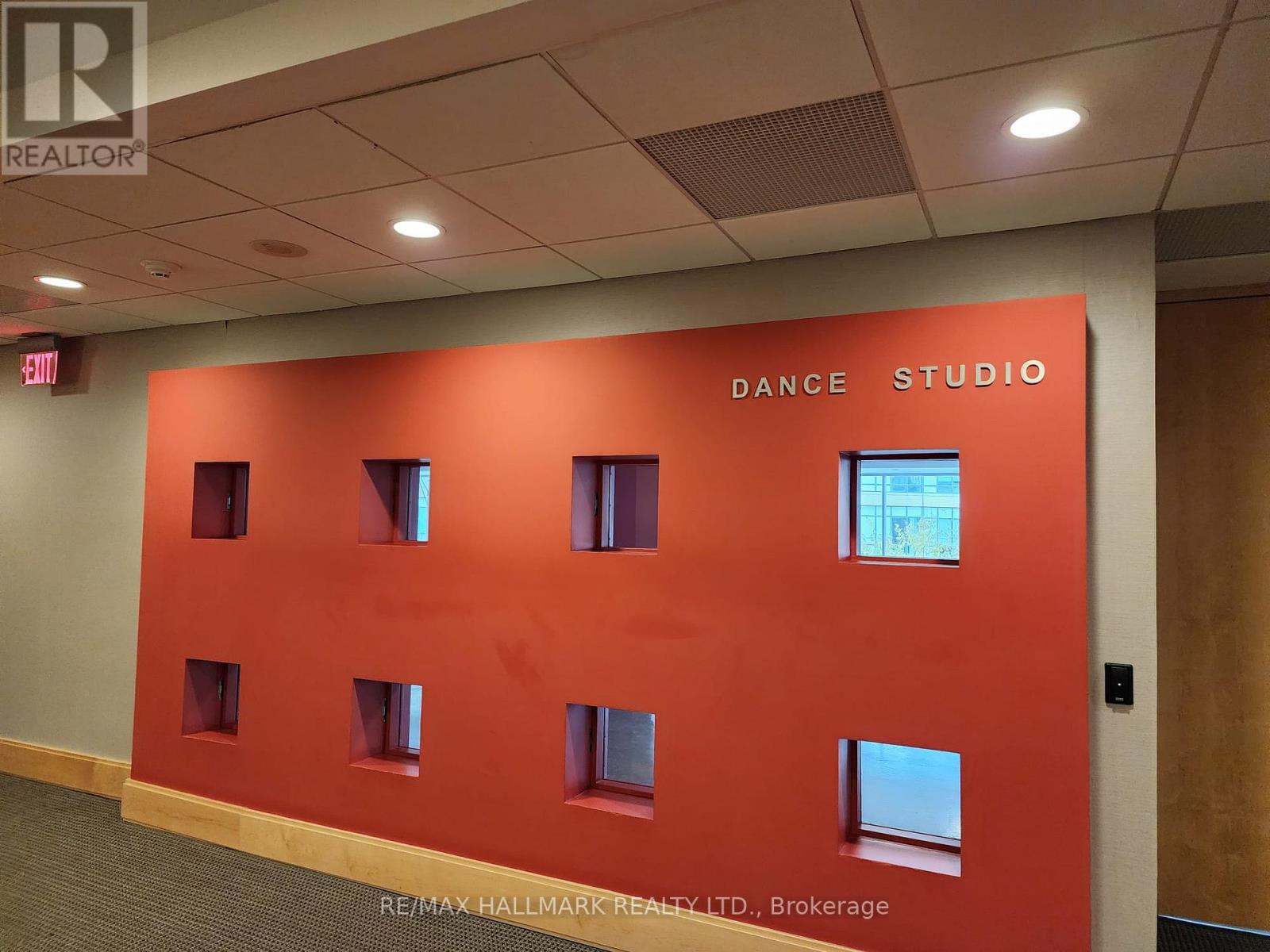 Ph11 - 10 Queens Quay W, Toronto, Ontario  M5J 2R9 - Photo 37 - C12605922