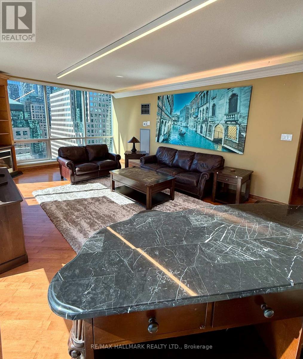 Ph11 - 10 Queens Quay W, Toronto, Ontario  M5J 2R9 - Photo 4 - C12605922