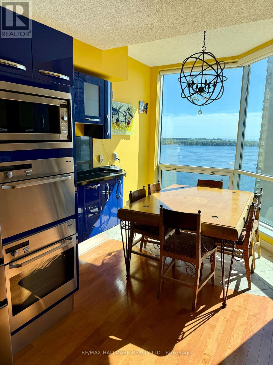 Ph11 - 10 Queens Quay W, Toronto, Ontario  M5J 2R9 - Photo 7 - C12605922