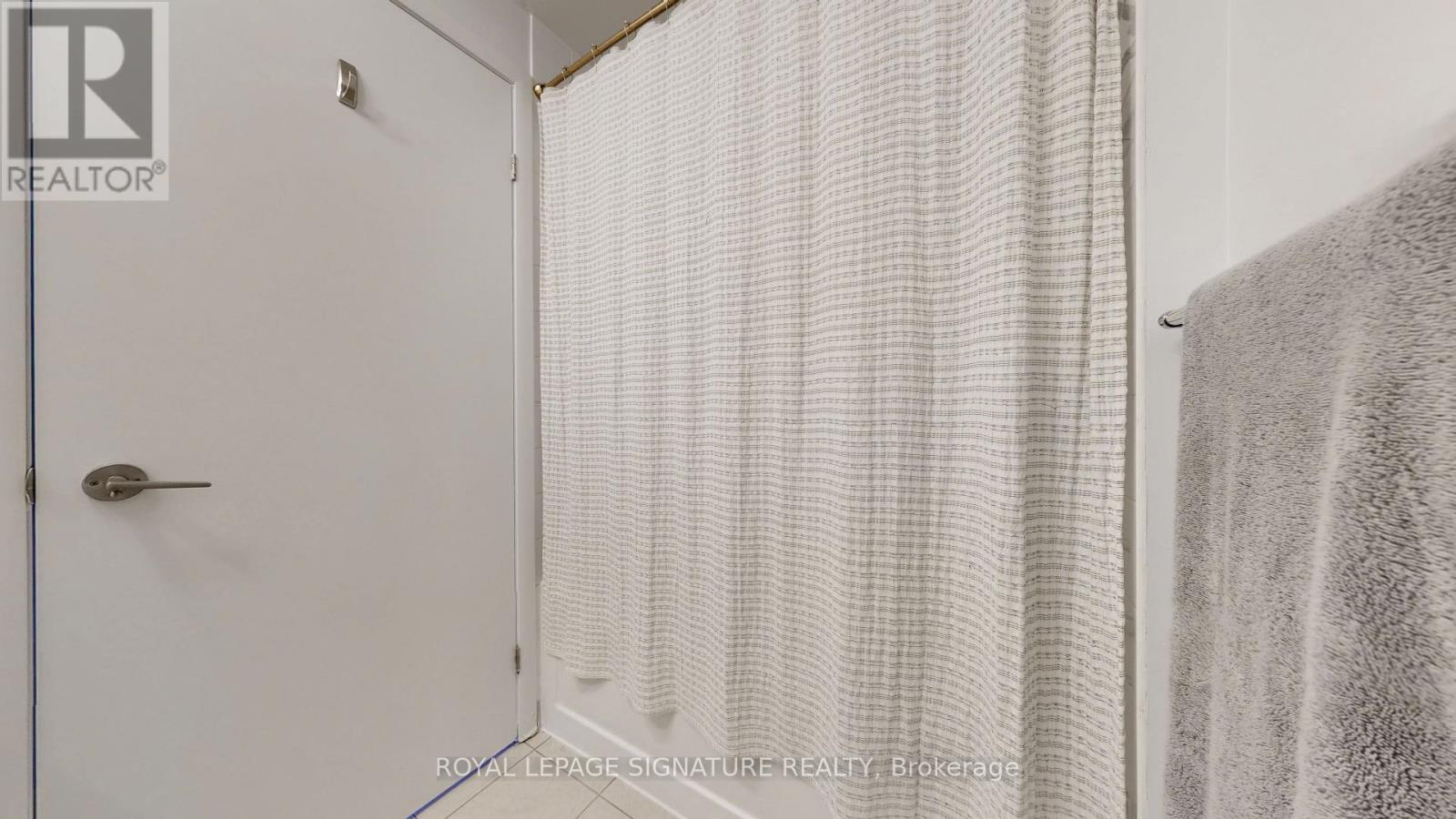 3403 - 215 Fort York Boulevard, Toronto, Ontario M5V 4A2 - Photo 13 - C12605992