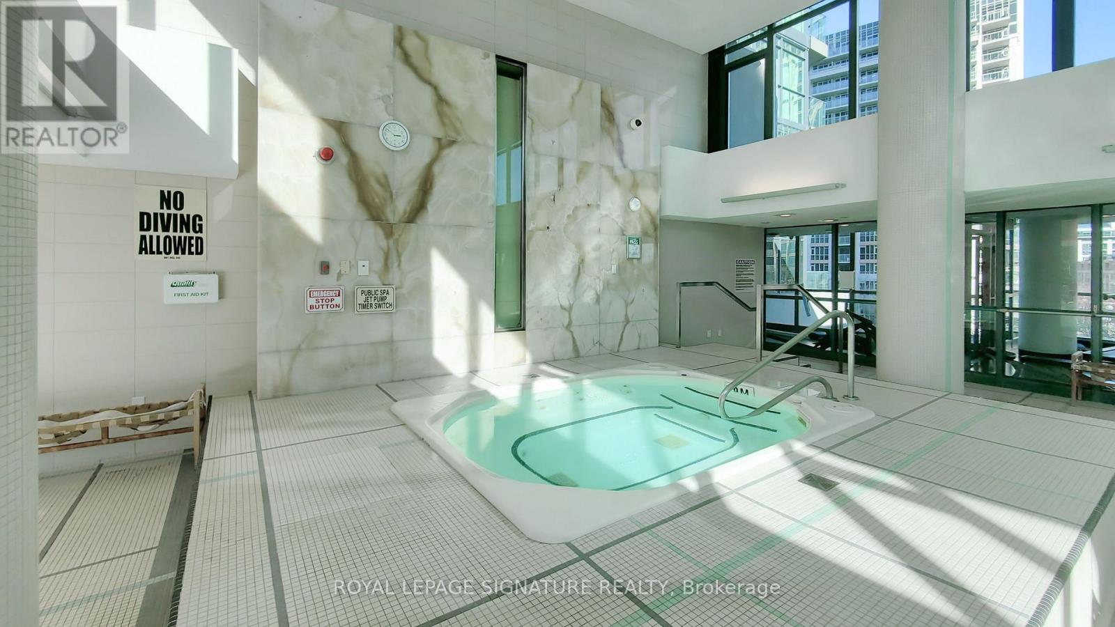 3403 - 215 Fort York Boulevard, Toronto, Ontario M5V 4A2 - Photo 34 - C12605992