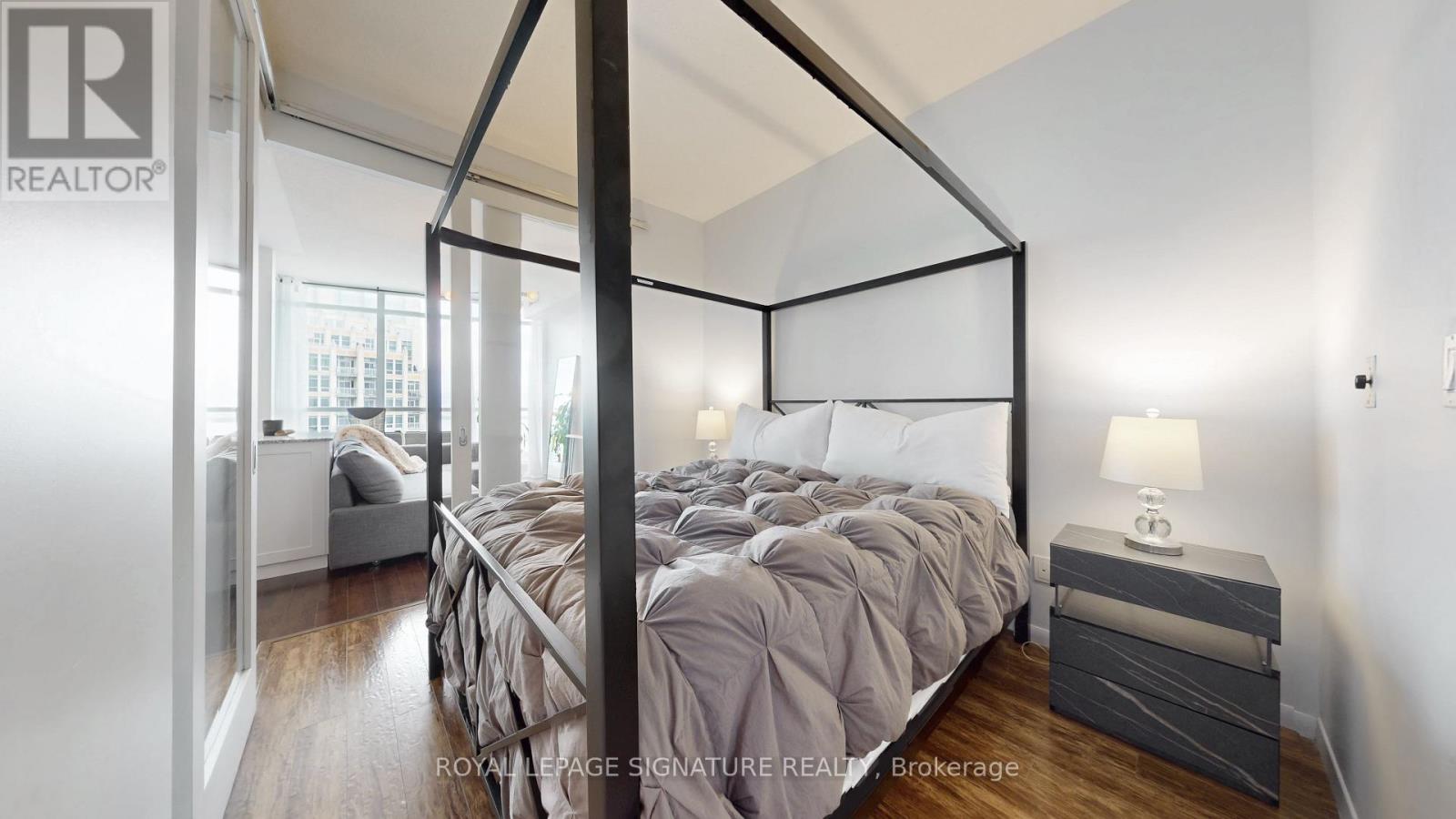 3403 - 215 Fort York Boulevard, Toronto, Ontario M5V 4A2 - Photo 9 - C12605992