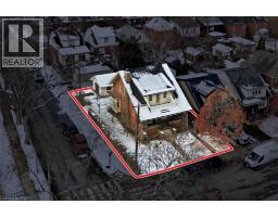 110 HOUGHTON Avenue S, Hamilton, Ontario