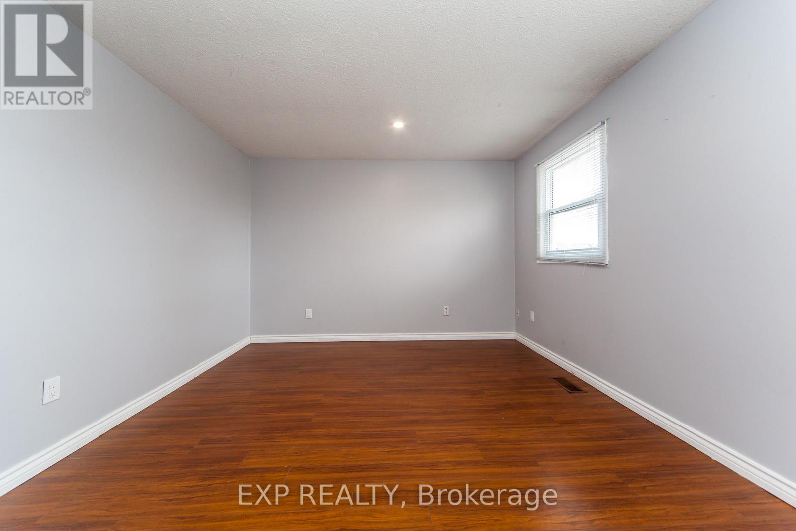 1447 Fleming Court, Oshawa, Ontario L1J 8B1 - Photo 12 - E12605966