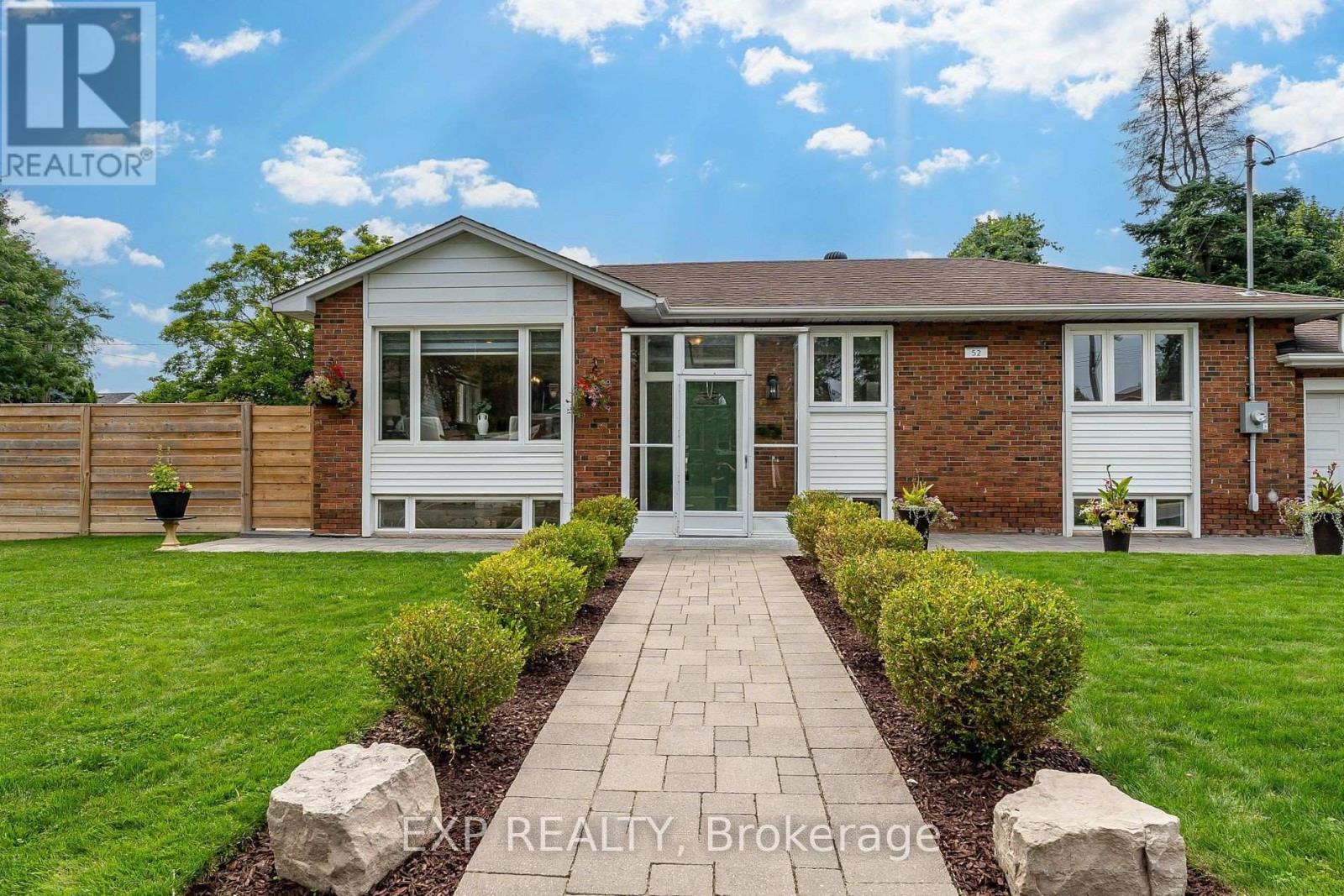 BASEMENT - 52 IVORWOOD CRESCENT, Toronto, Ontario