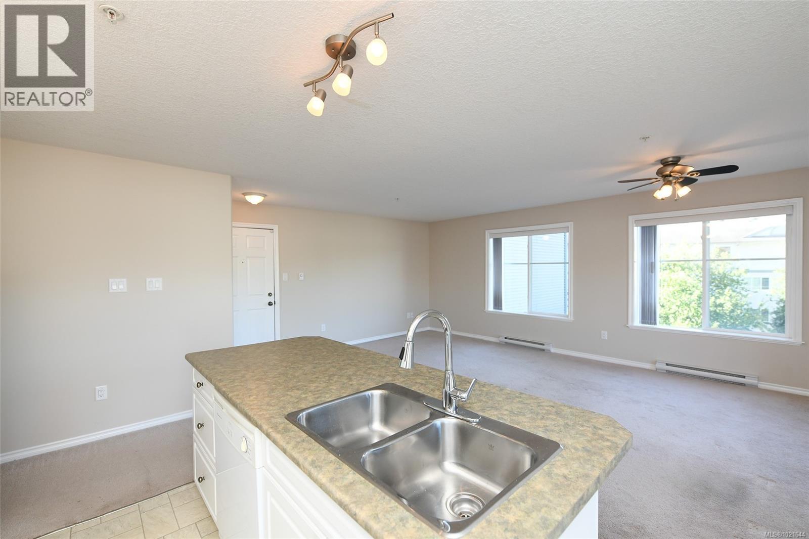 103 129 Back Rd, Courtenay, British Columbia  V9N 3W5 - Photo 8 - 1021644