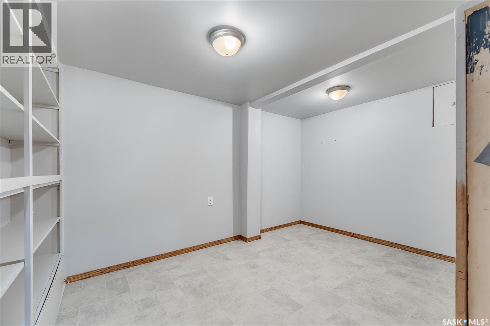 440 Hochelaga Street W, Moose Jaw, Saskatchewan  S6H 2G9 - Photo 41 - SK018274