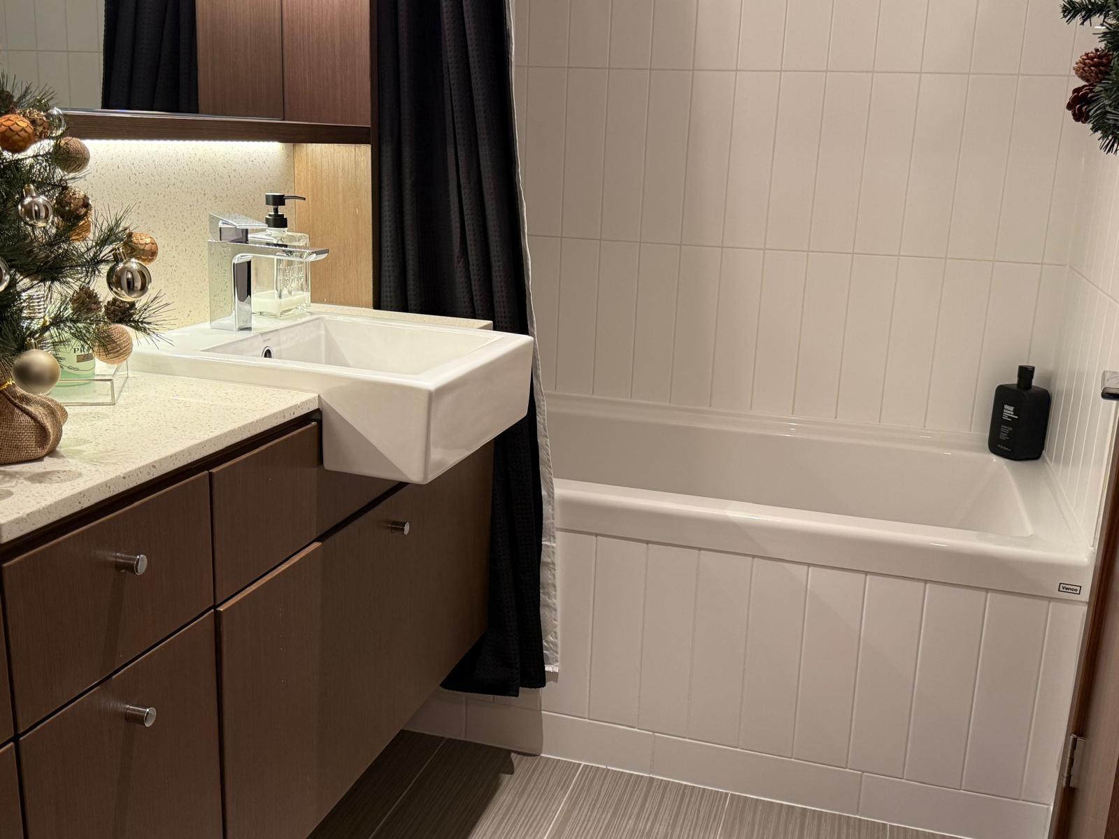 4908 13495 Central Avenue, Surrey, British Columbia  V3T 0K2 - Photo 9 - R3067207