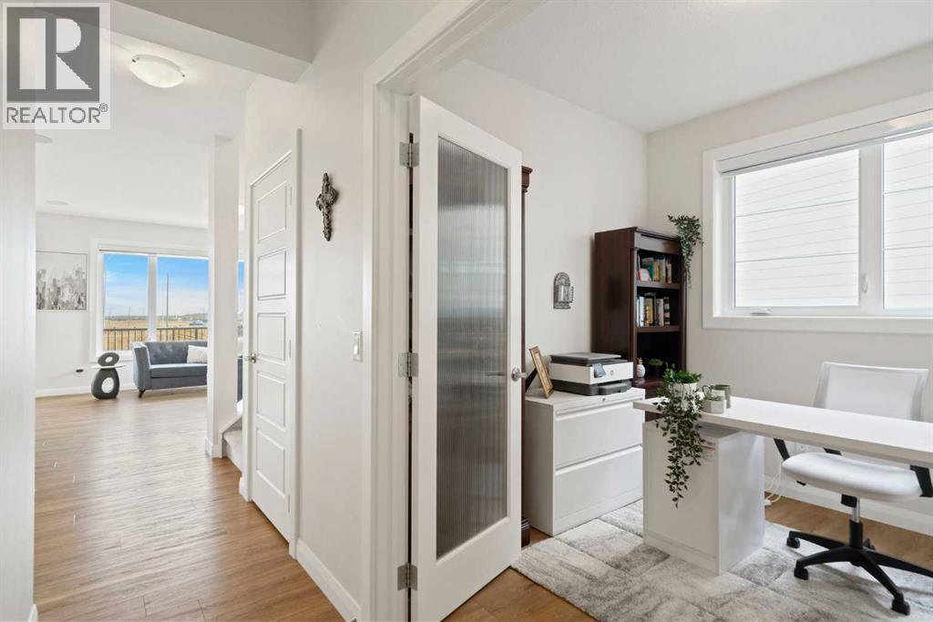 139 Creekstone Way Sw, Calgary, Alberta  T2X 4P9 - Photo 6 - A2267653