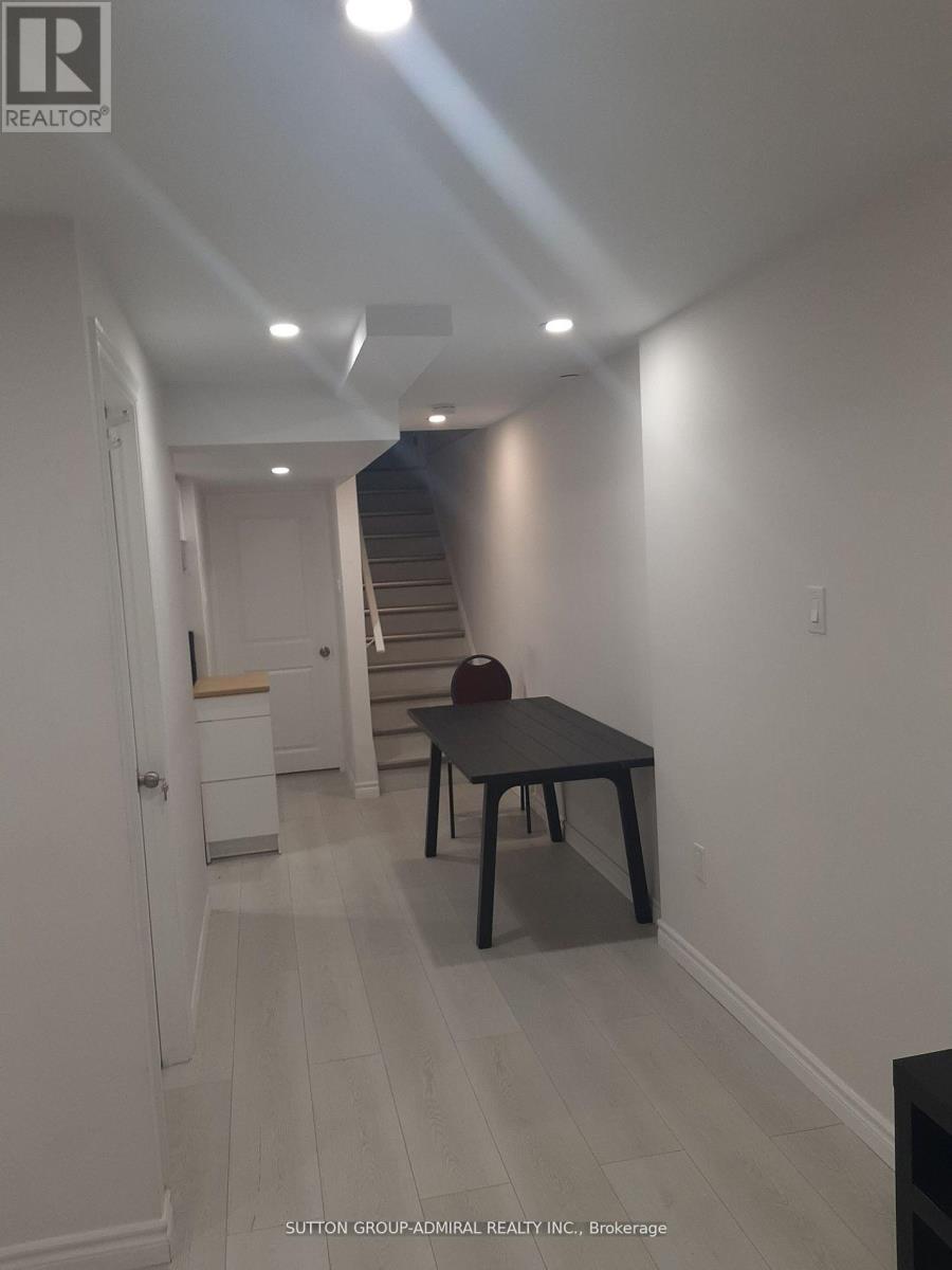 102 Lower - 1331 Major Mackenzie Drive, Vaughan, Ontario  L6A 4W4 - Photo 6 - N12605896