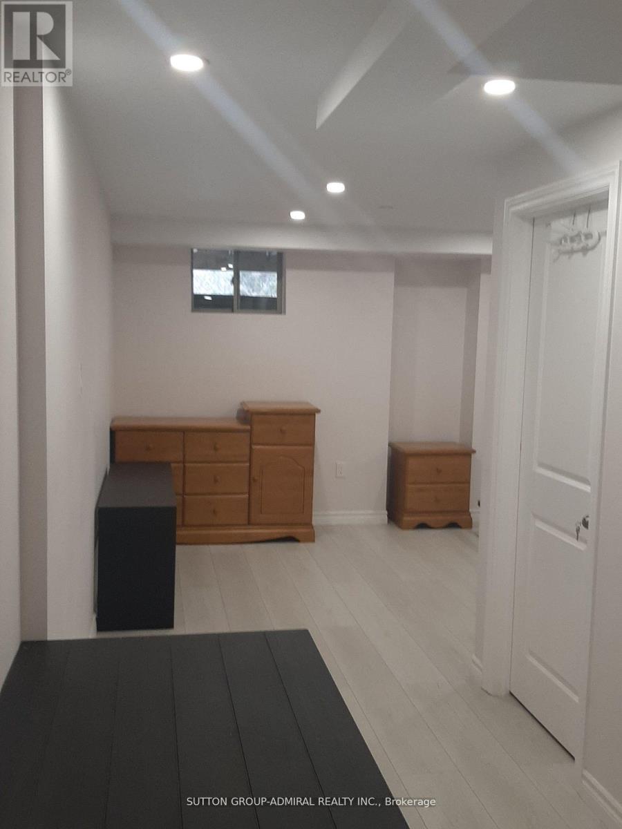 102 Lower - 1331 Major Mackenzie Drive, Vaughan, Ontario  L6A 4W4 - Photo 9 - N12605896